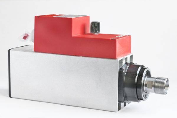 HF-Spindel TMPE1 6.5/2 ER20 220V mit Umrichter HF-Spindel TMPE1 6.5/2 ER20 220V mit Umrichter